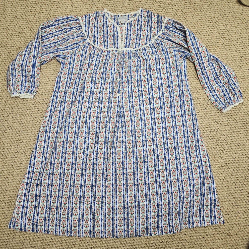Lanz of Salzburg Womens 1X Floral Heart Stripe Nightgown Blue Lace Trim Cotton